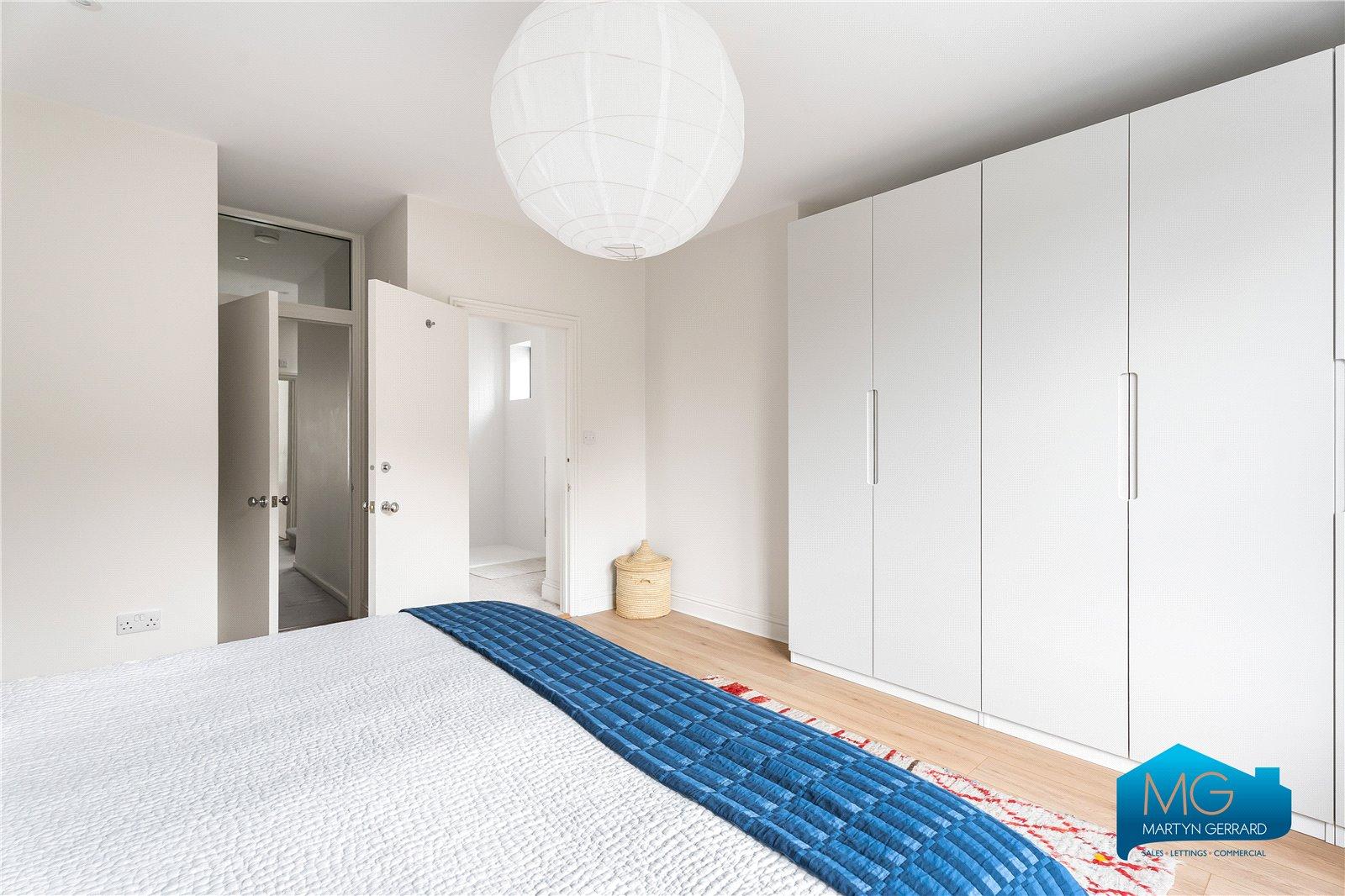 4 bedroom Semi-Detached House to rent - Martyn Gerrard