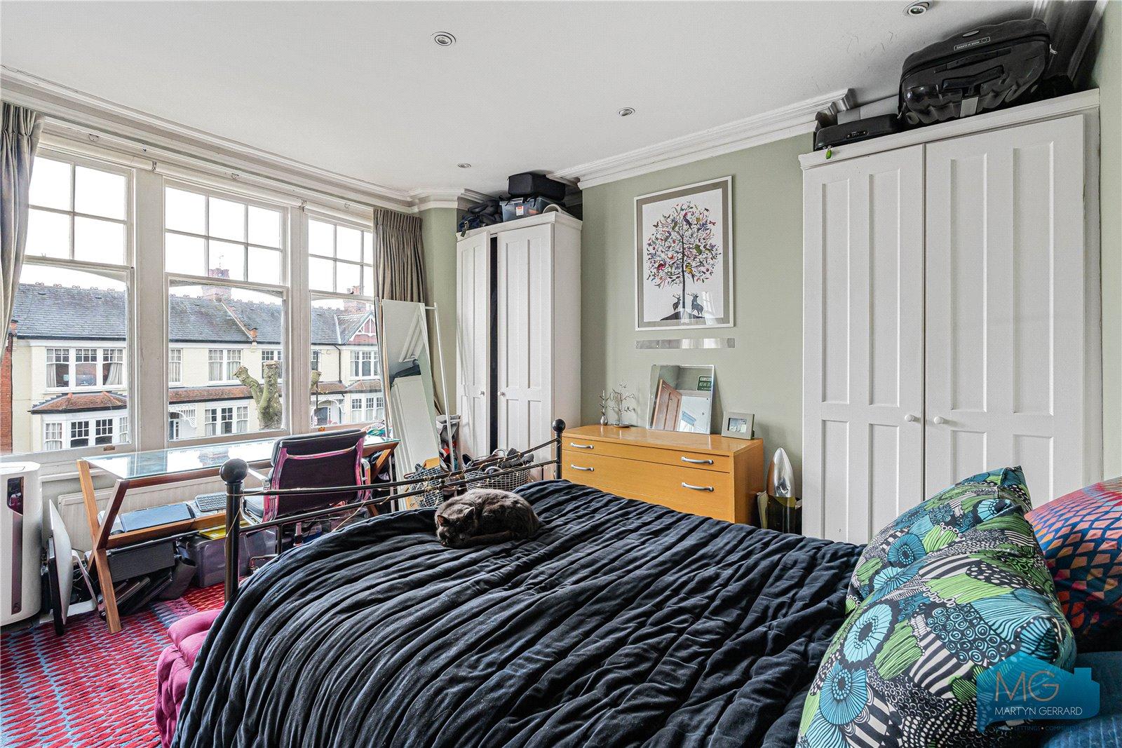 5 bedroom House for sale - Martyn Gerrard