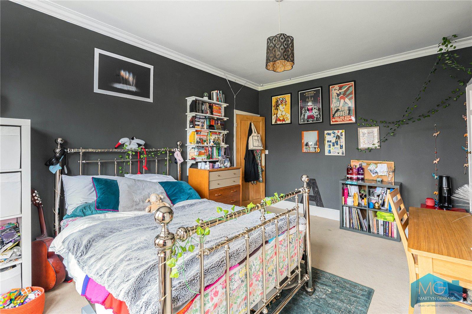 5 bedroom House for sale - Martyn Gerrard