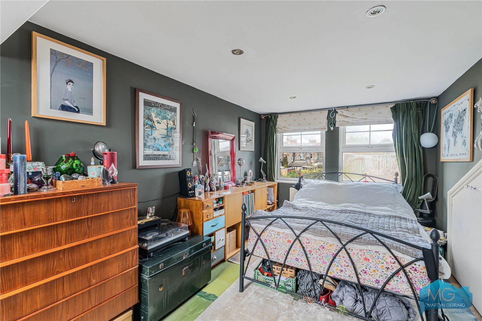 5 bedroom House for sale - Martyn Gerrard