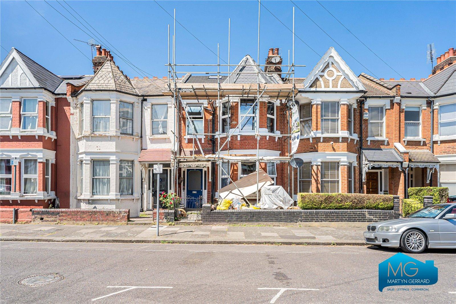 2 bedroom Apartment to rent - Martyn Gerrard