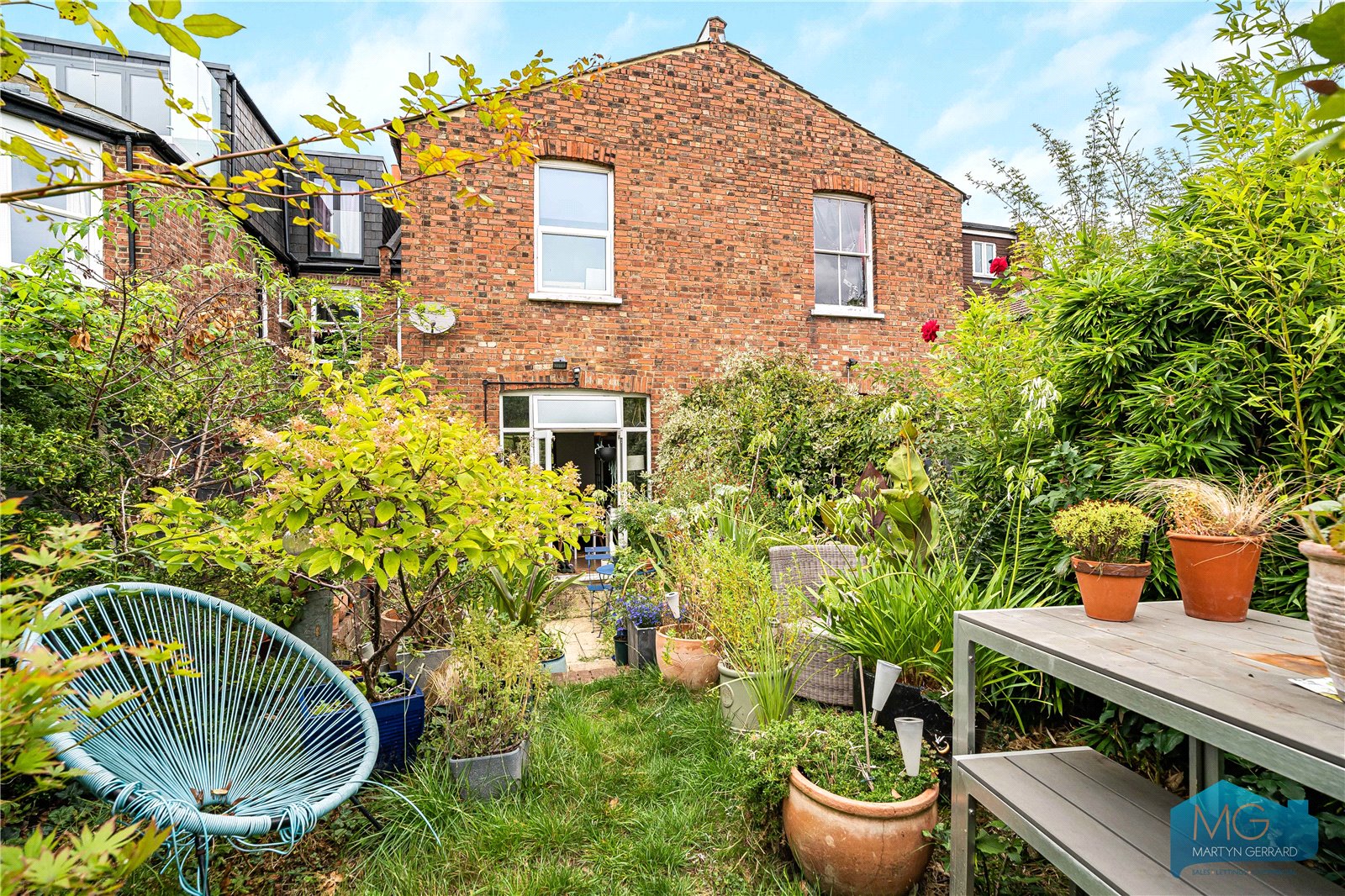 2 bedroom Ground Floor Flat for sale - Martyn Gerrard