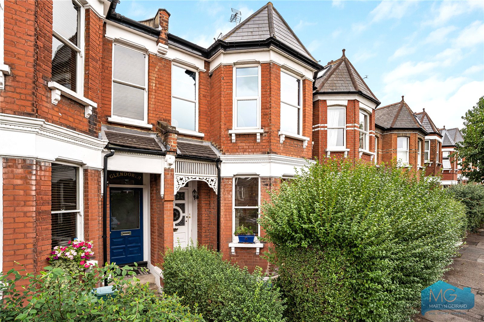 2 bedroom Ground Floor Flat for sale - Martyn Gerrard