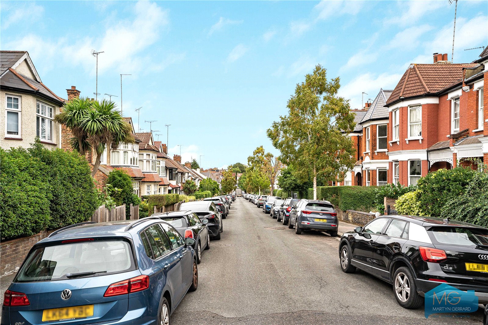 2 bedroom Ground Floor Flat for sale - Martyn Gerrard