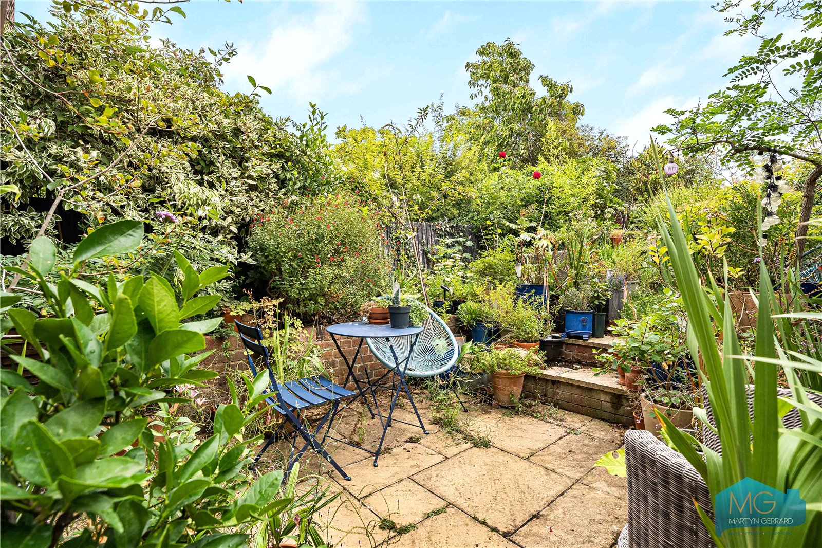 2 bedroom Ground Floor Flat for sale - Martyn Gerrard