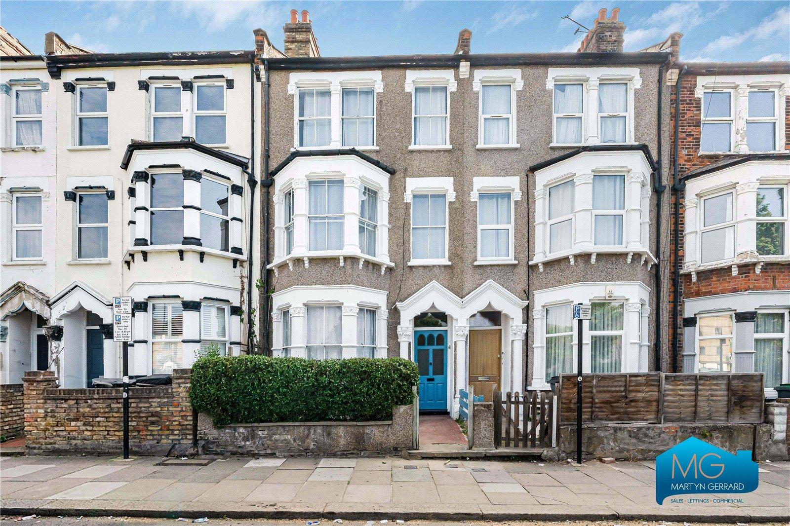 3 bedroom Apartment to rent - Martyn Gerrard