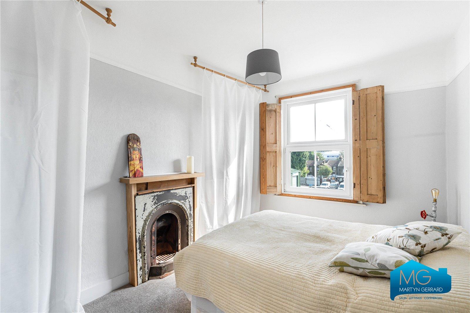 3 bedroom Apartment to rent - Martyn Gerrard