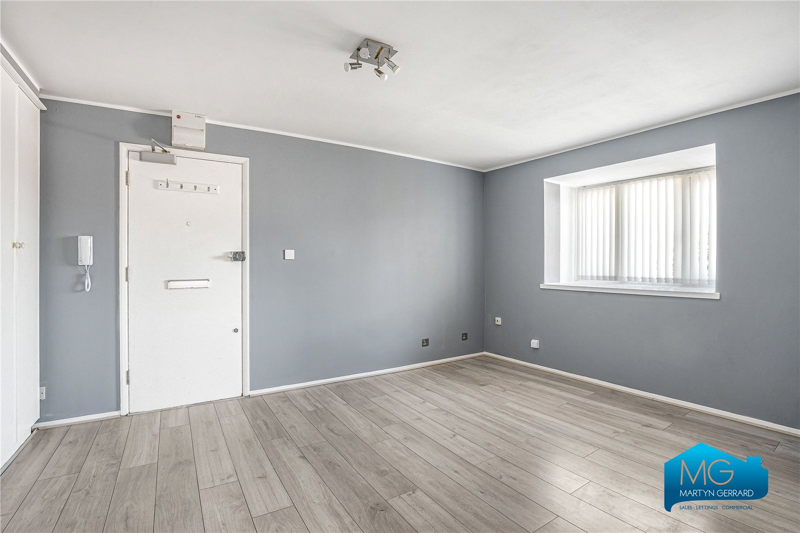 Apartment to rent - Martyn Gerrard