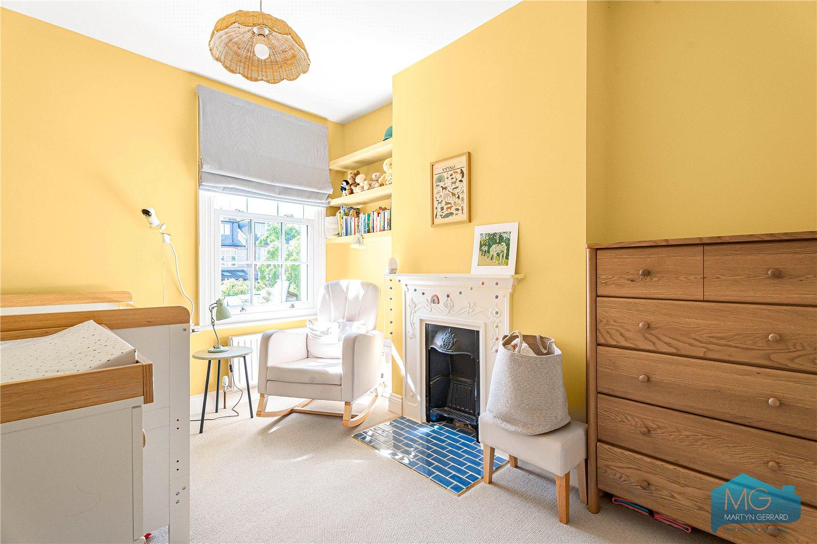 4 bedroom Terraced House for sale - Martyn Gerrard