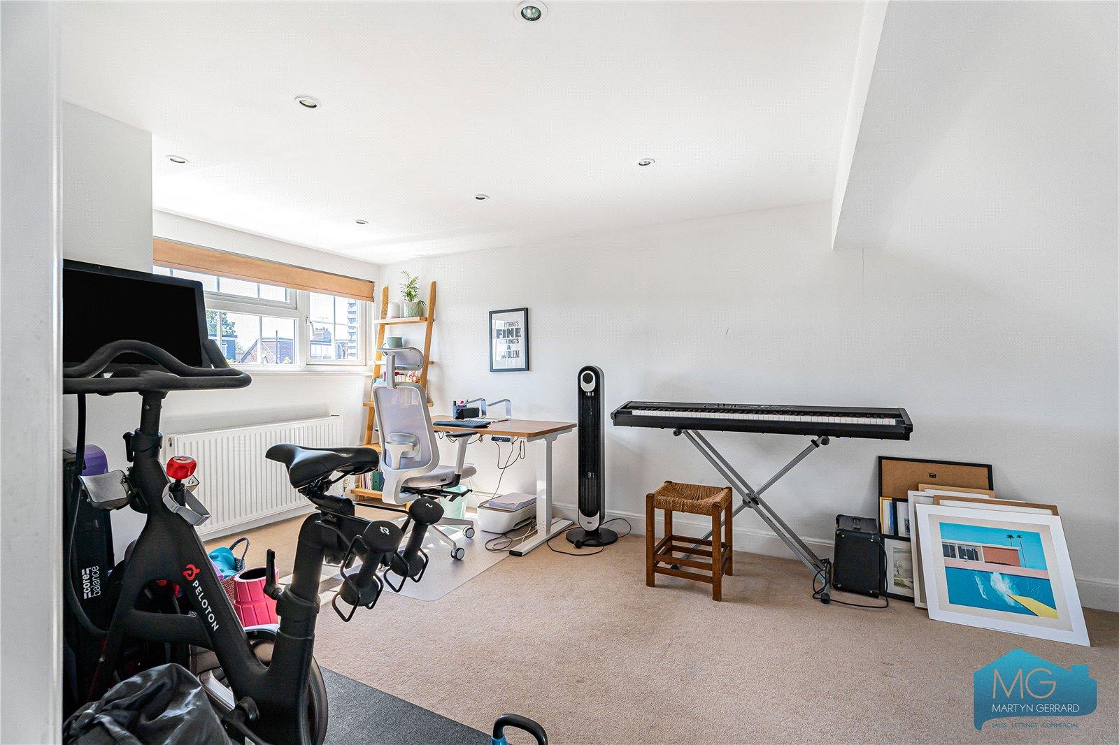 4 bedroom Terraced House for sale - Martyn Gerrard