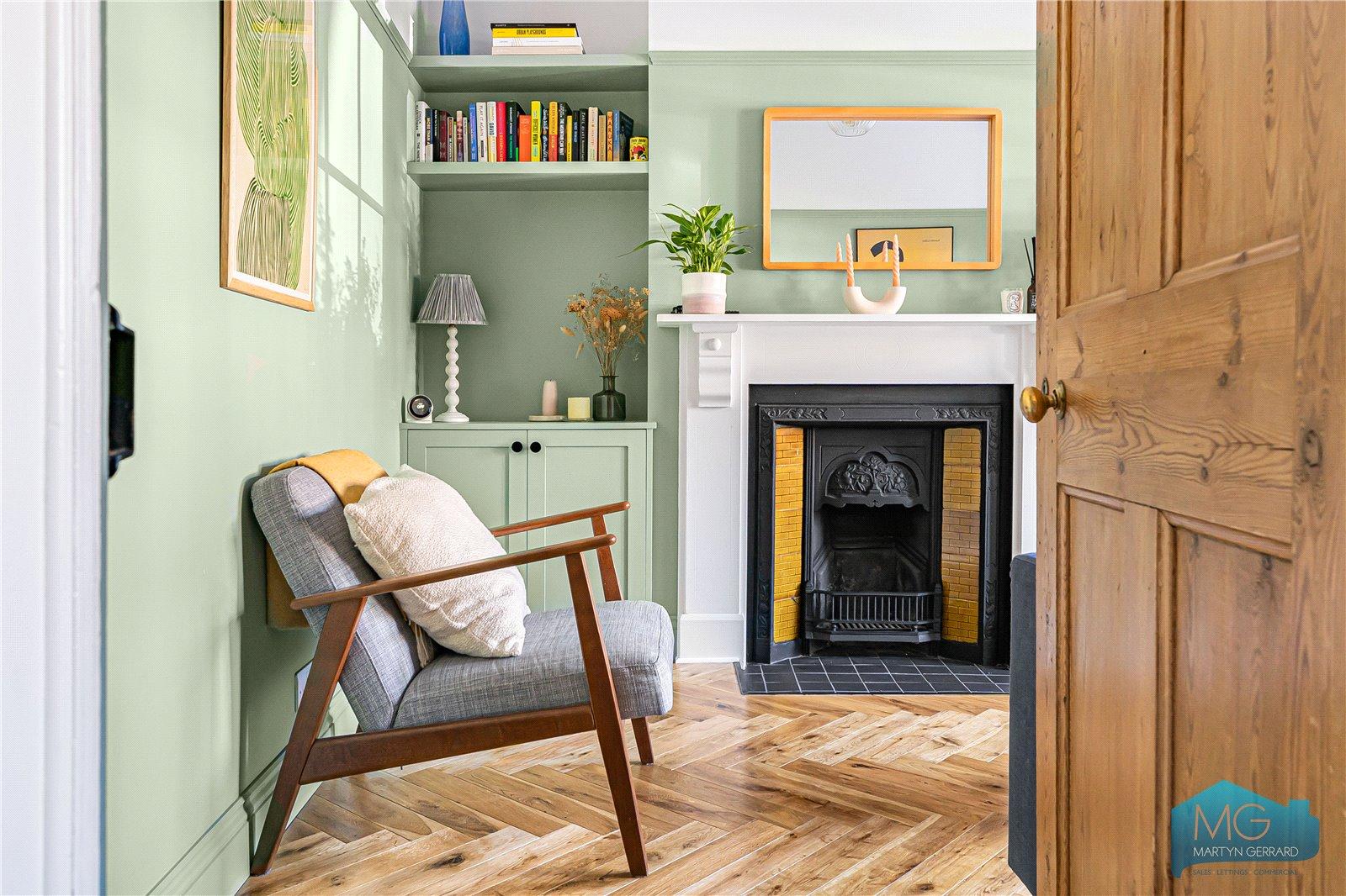 4 bedroom Terraced House for sale - Martyn Gerrard
