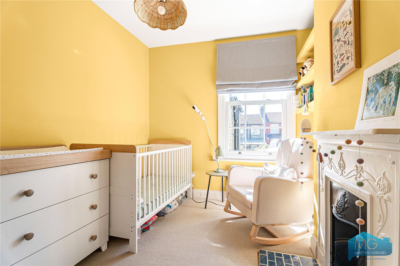 4 bedroom Terraced House for sale - Martyn Gerrard