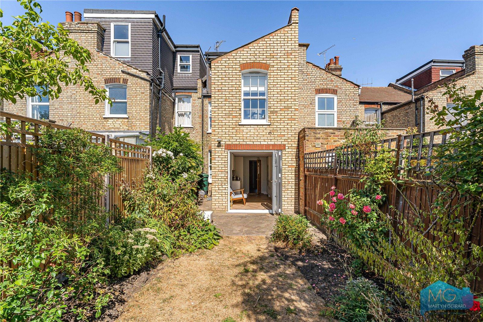 4 bedroom Terraced House for sale - Martyn Gerrard