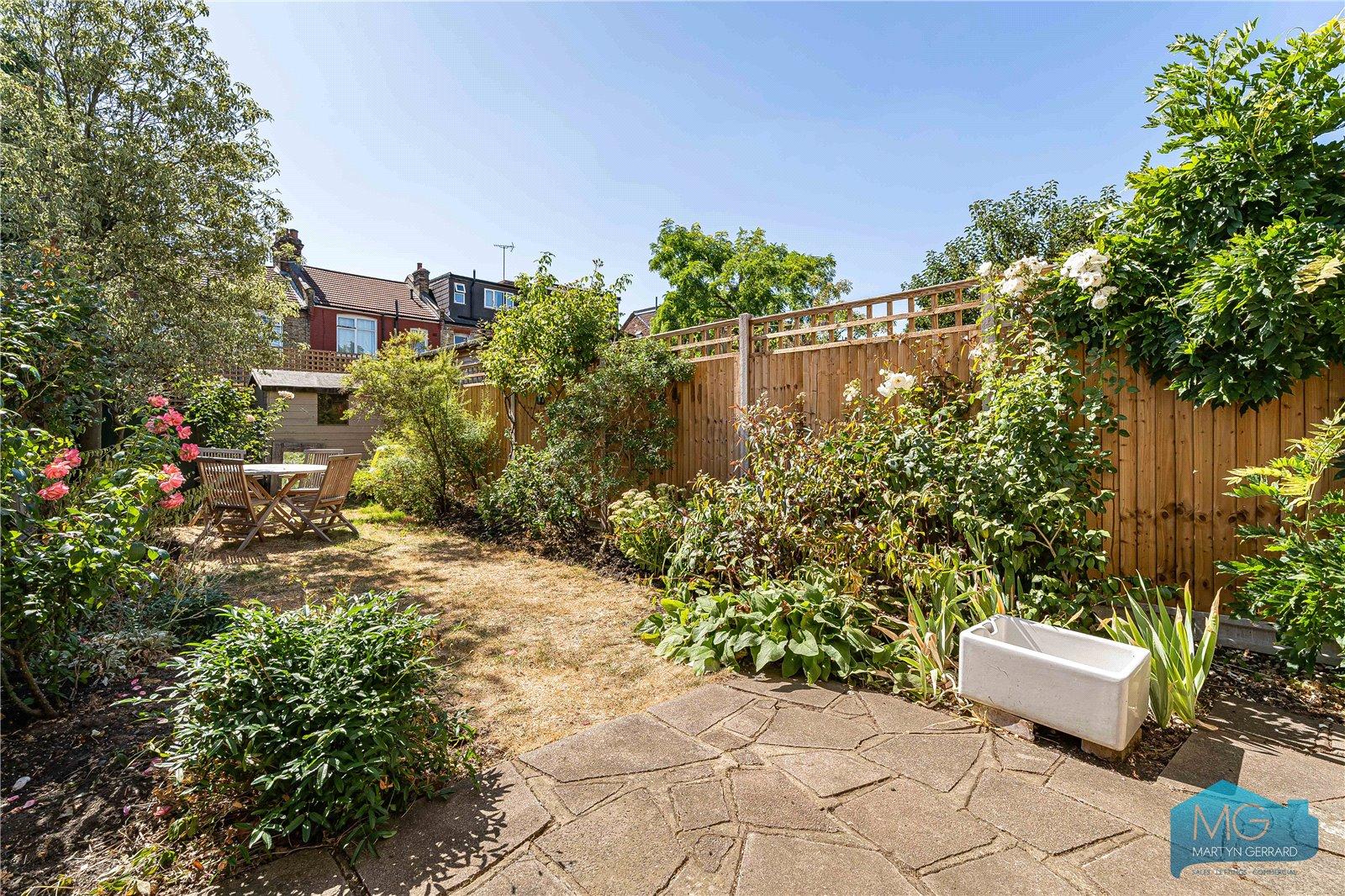 4 bedroom Terraced House for sale - Martyn Gerrard
