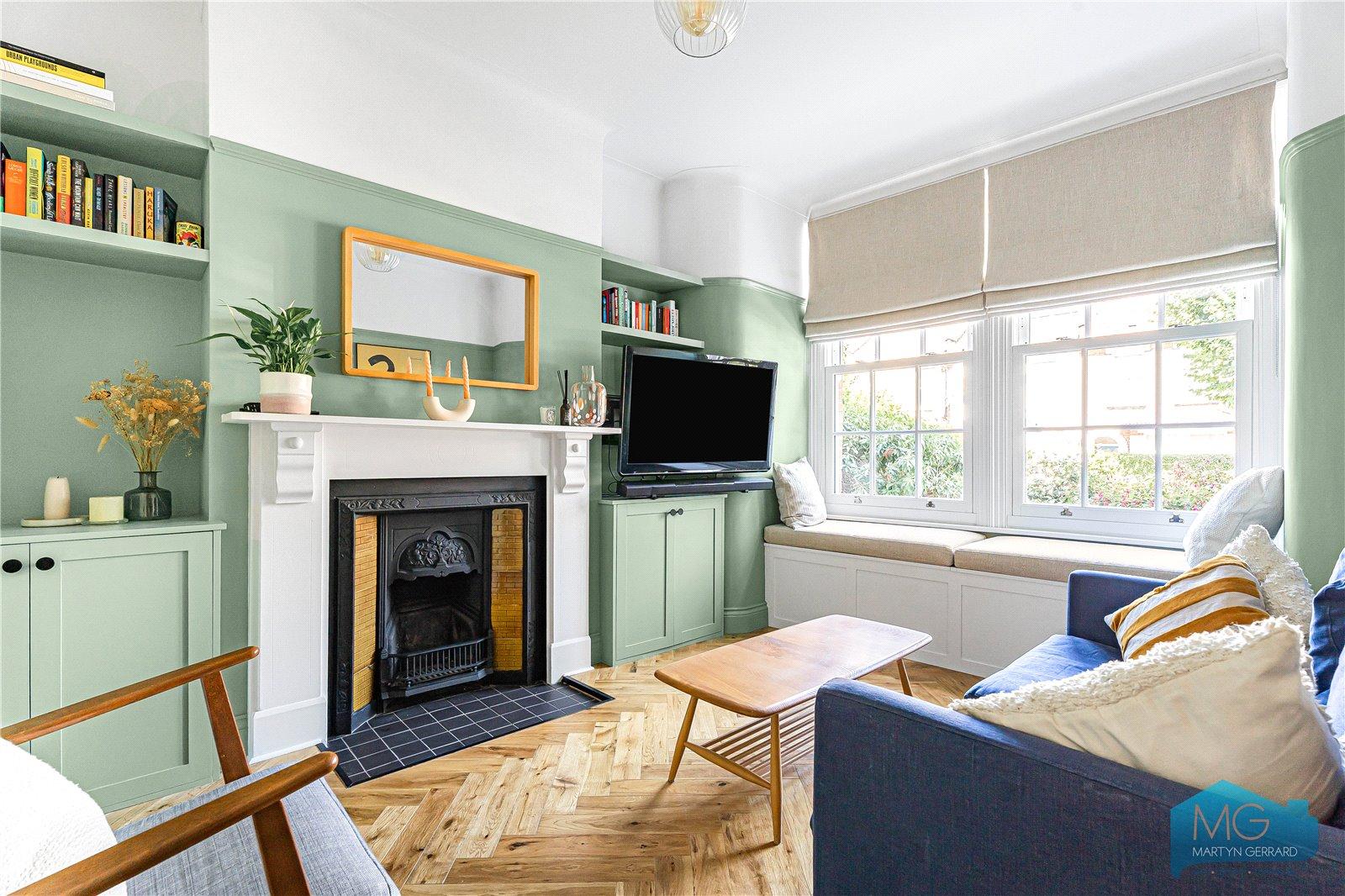 4 bedroom Terraced House for sale - Martyn Gerrard