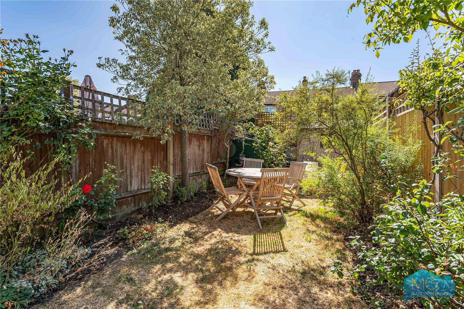 4 bedroom Terraced House for sale - Martyn Gerrard