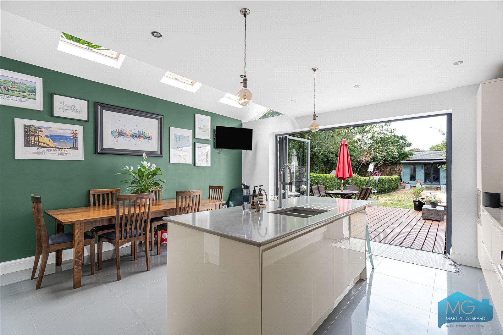 5 bedroom Terraced House for sale - Martyn Gerrard