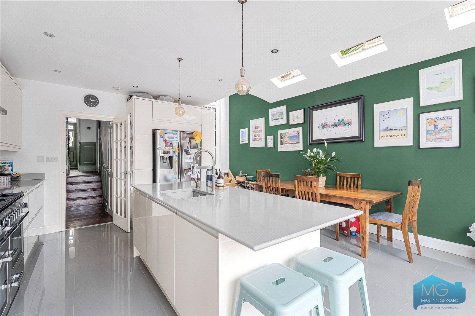 5 bedroom Terraced House for sale - Martyn Gerrard