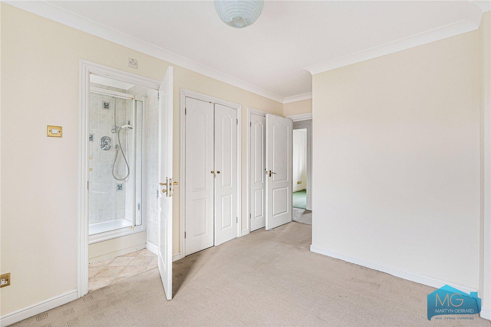 4 bedroom House for sale - Martyn Gerrard
