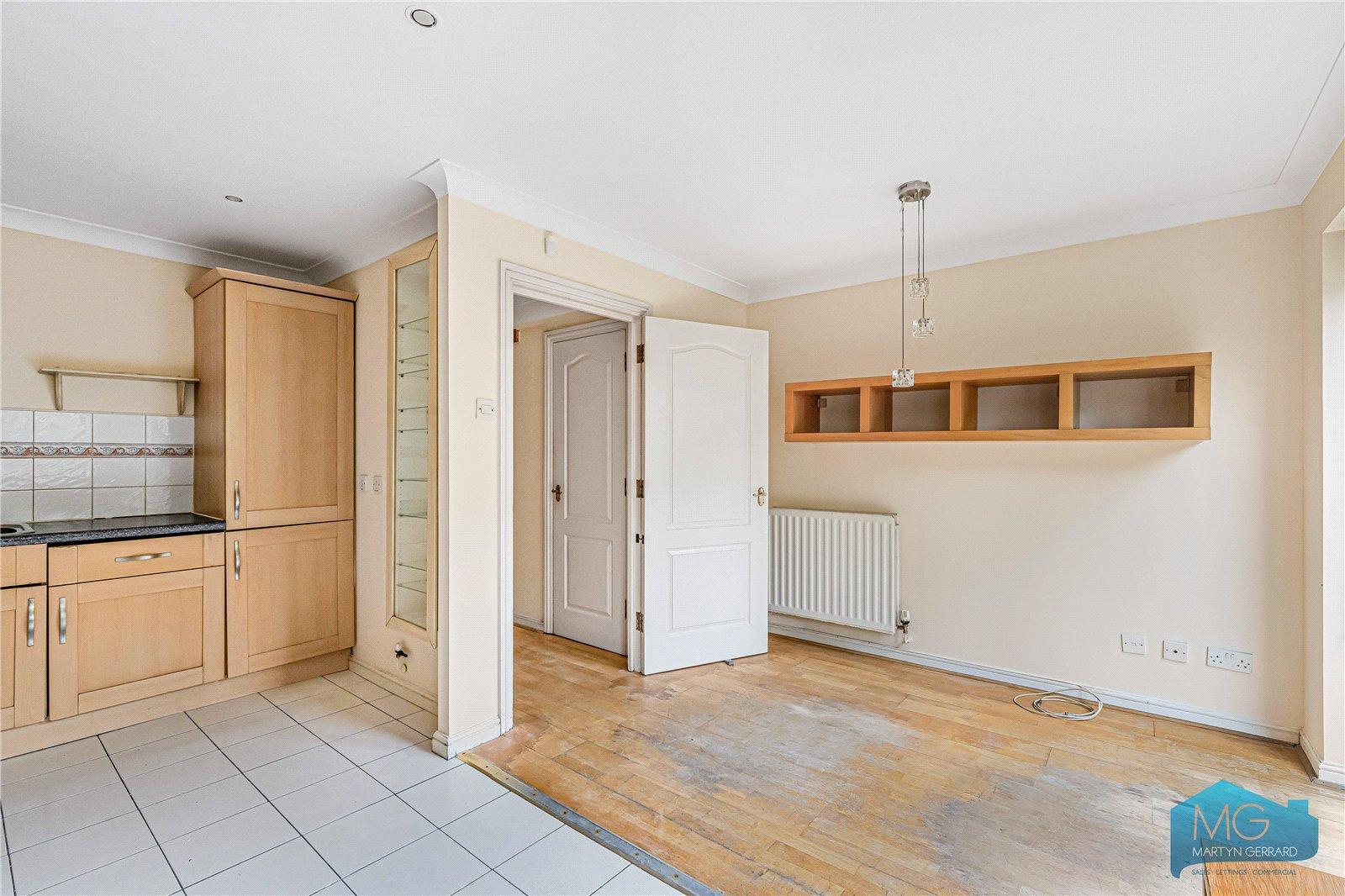 4 bedroom House for sale - Martyn Gerrard