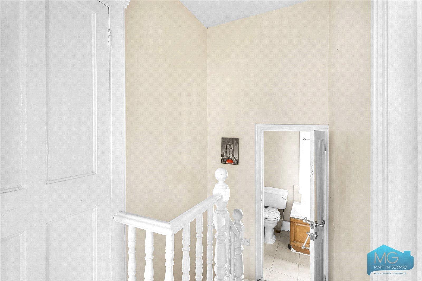 2 bedroom Terraced House to rent - Martyn Gerrard