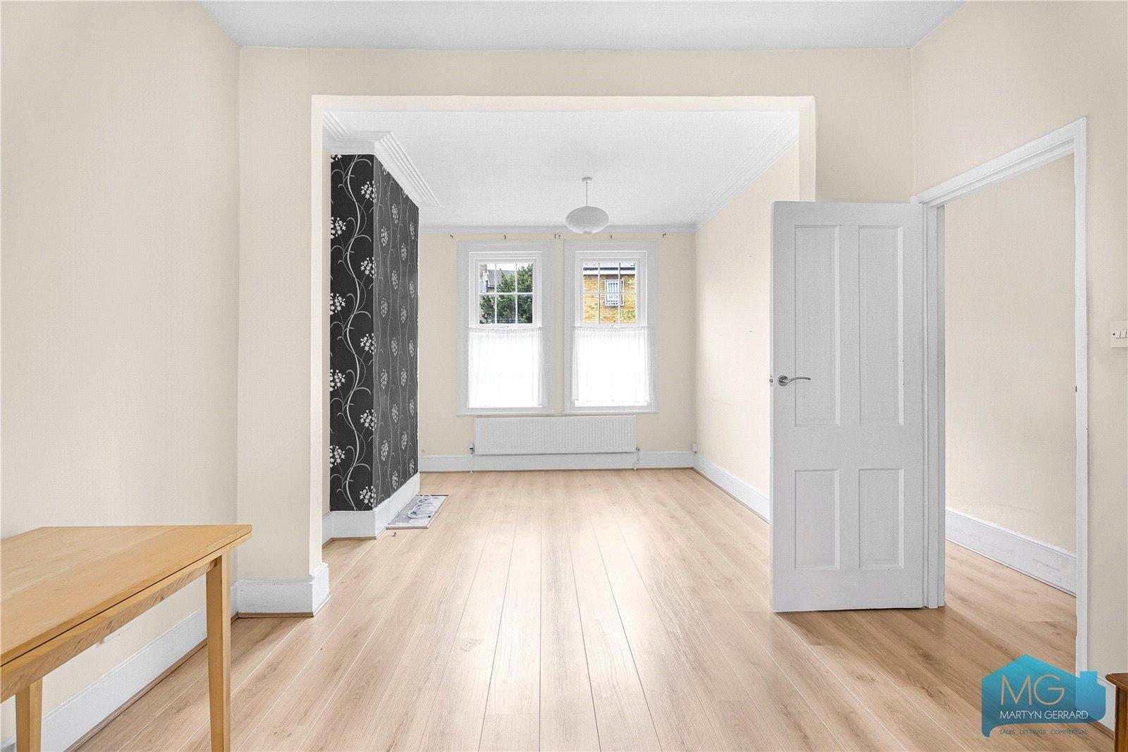 2 bedroom Terraced House to rent - Martyn Gerrard