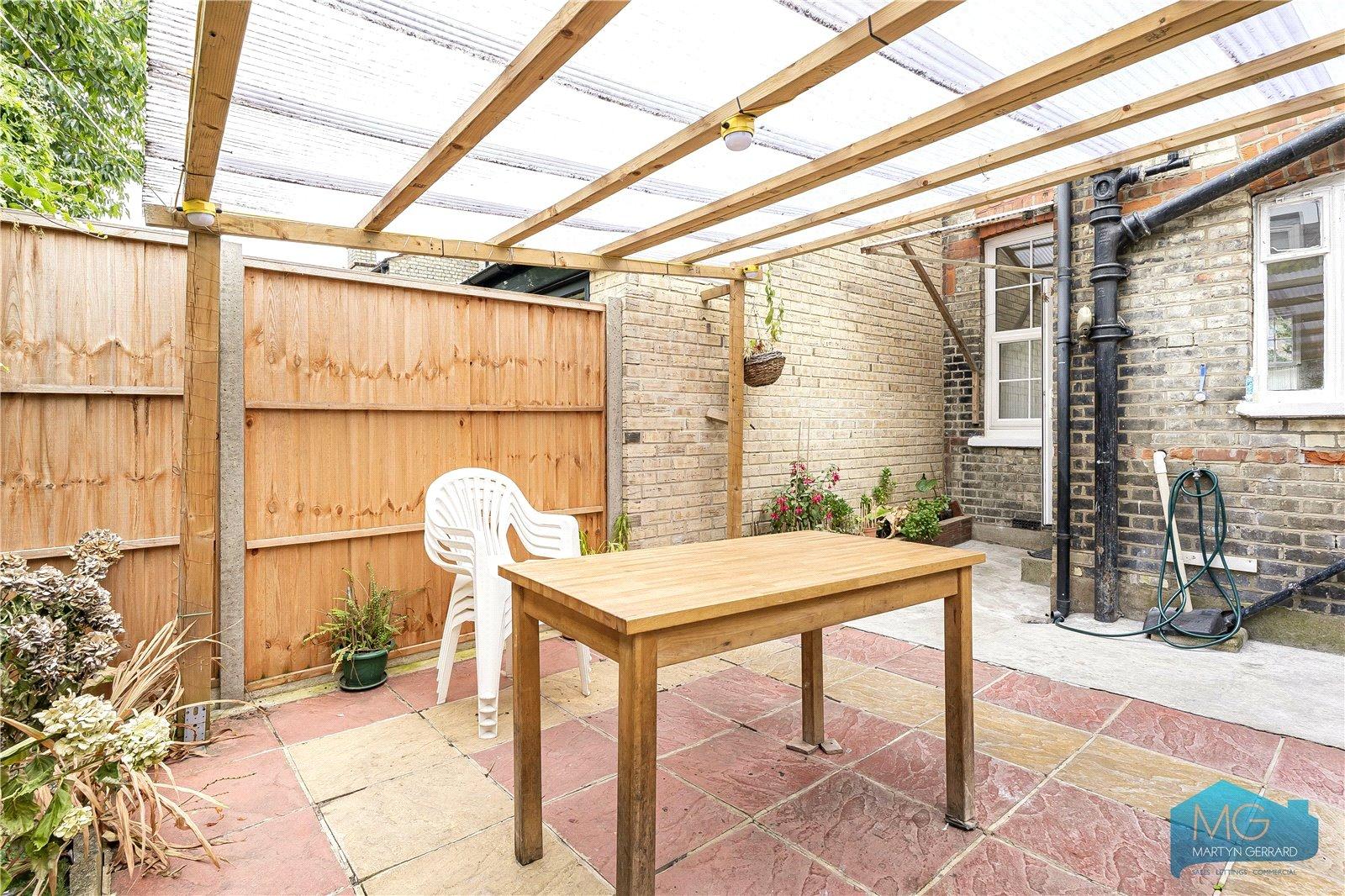 2 bedroom Terraced House to rent - Martyn Gerrard