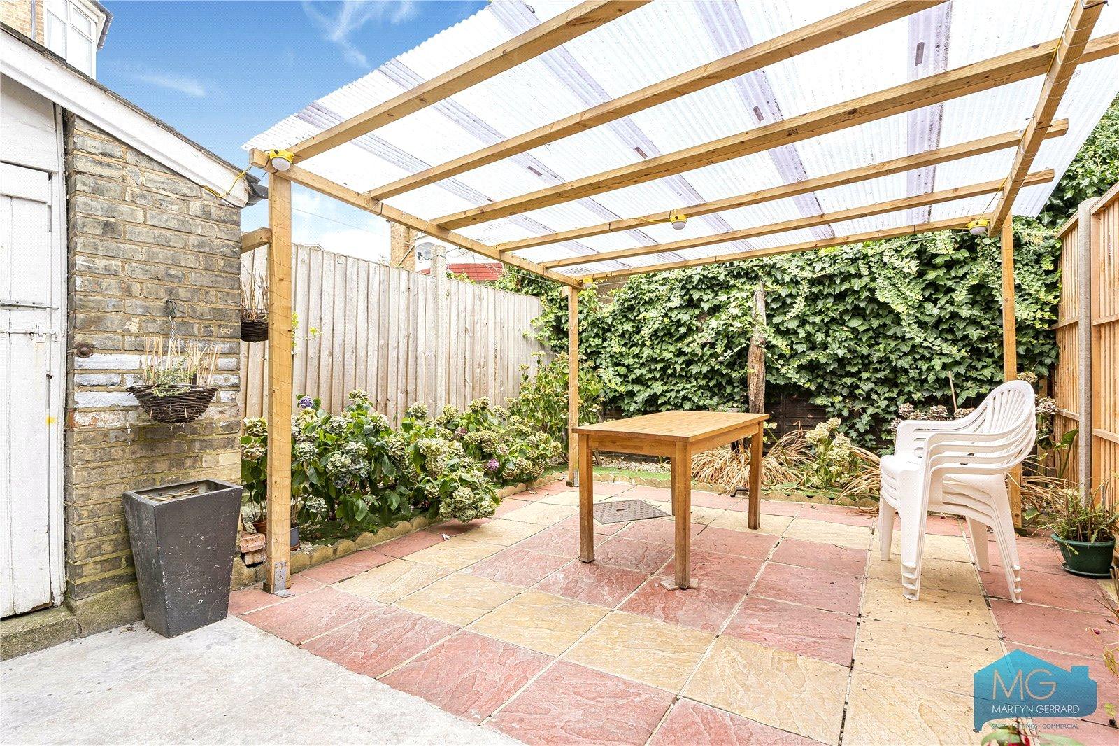 2 bedroom Terraced House to rent - Martyn Gerrard