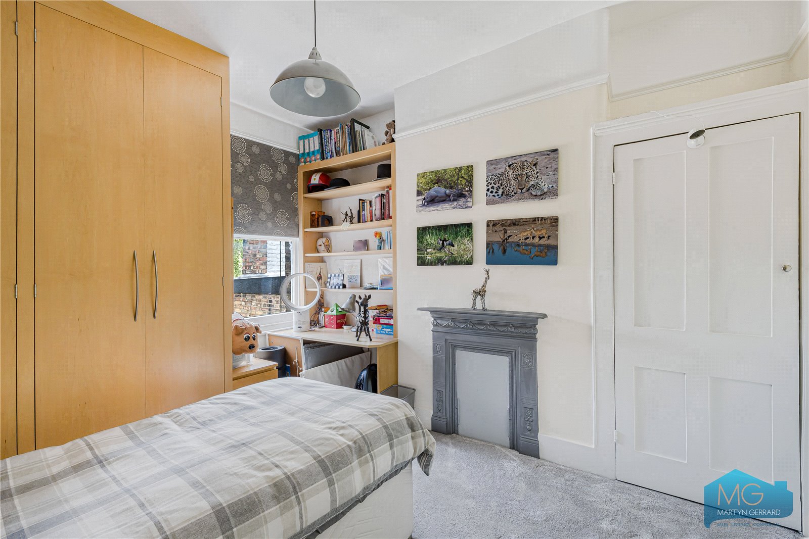 3 bedroom Terraced House for sale - Martyn Gerrard