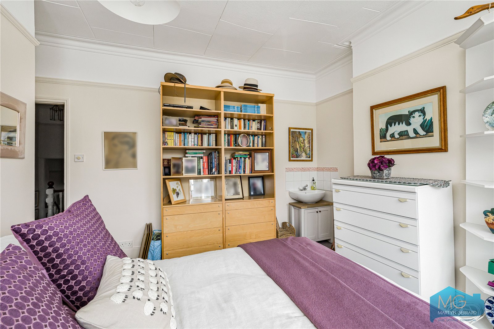 3 bedroom Terraced House for sale - Martyn Gerrard