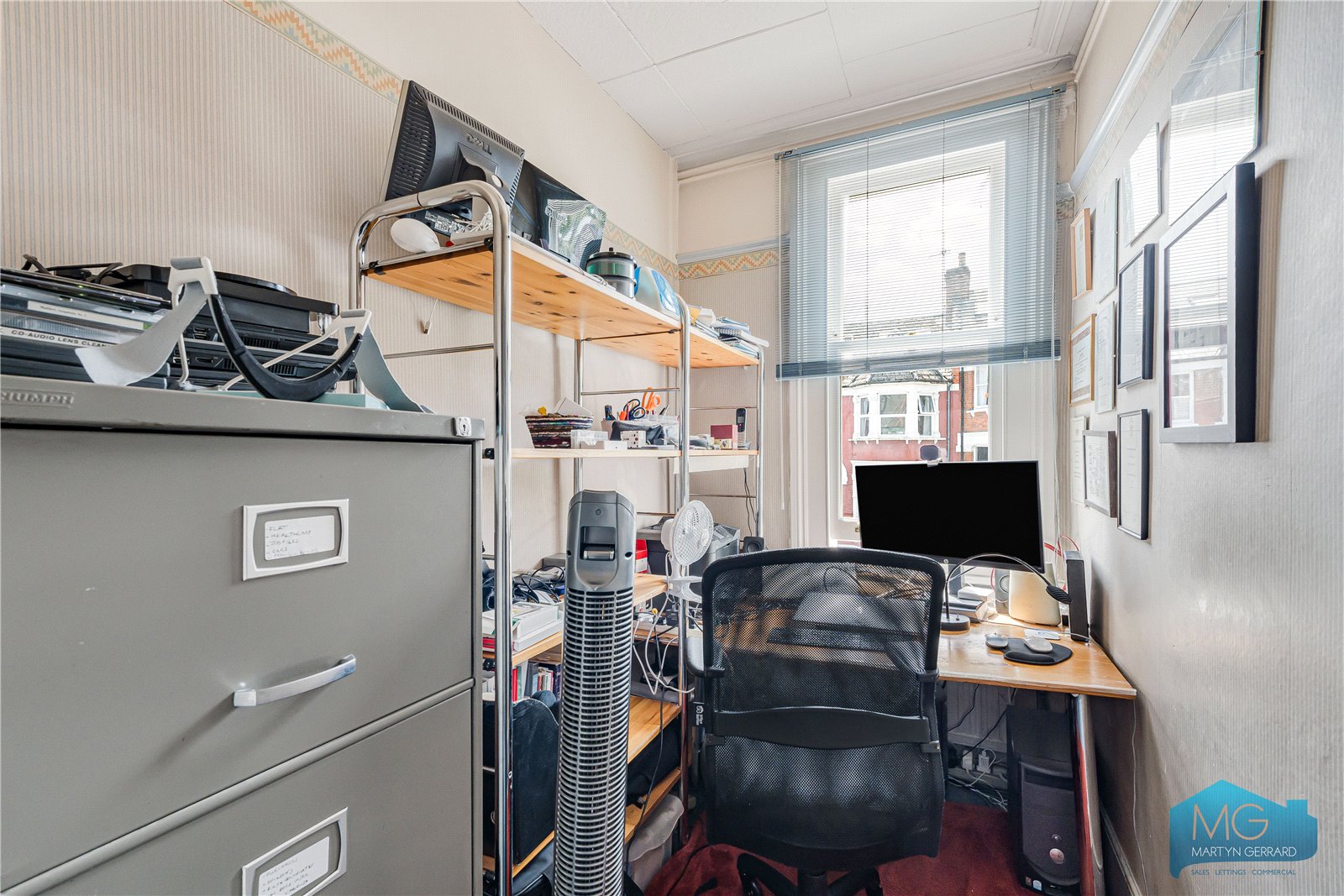 3 bedroom Terraced House for sale - Martyn Gerrard
