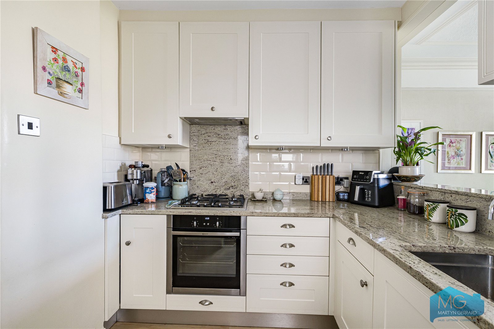 3 bedroom Terraced House for sale - Martyn Gerrard