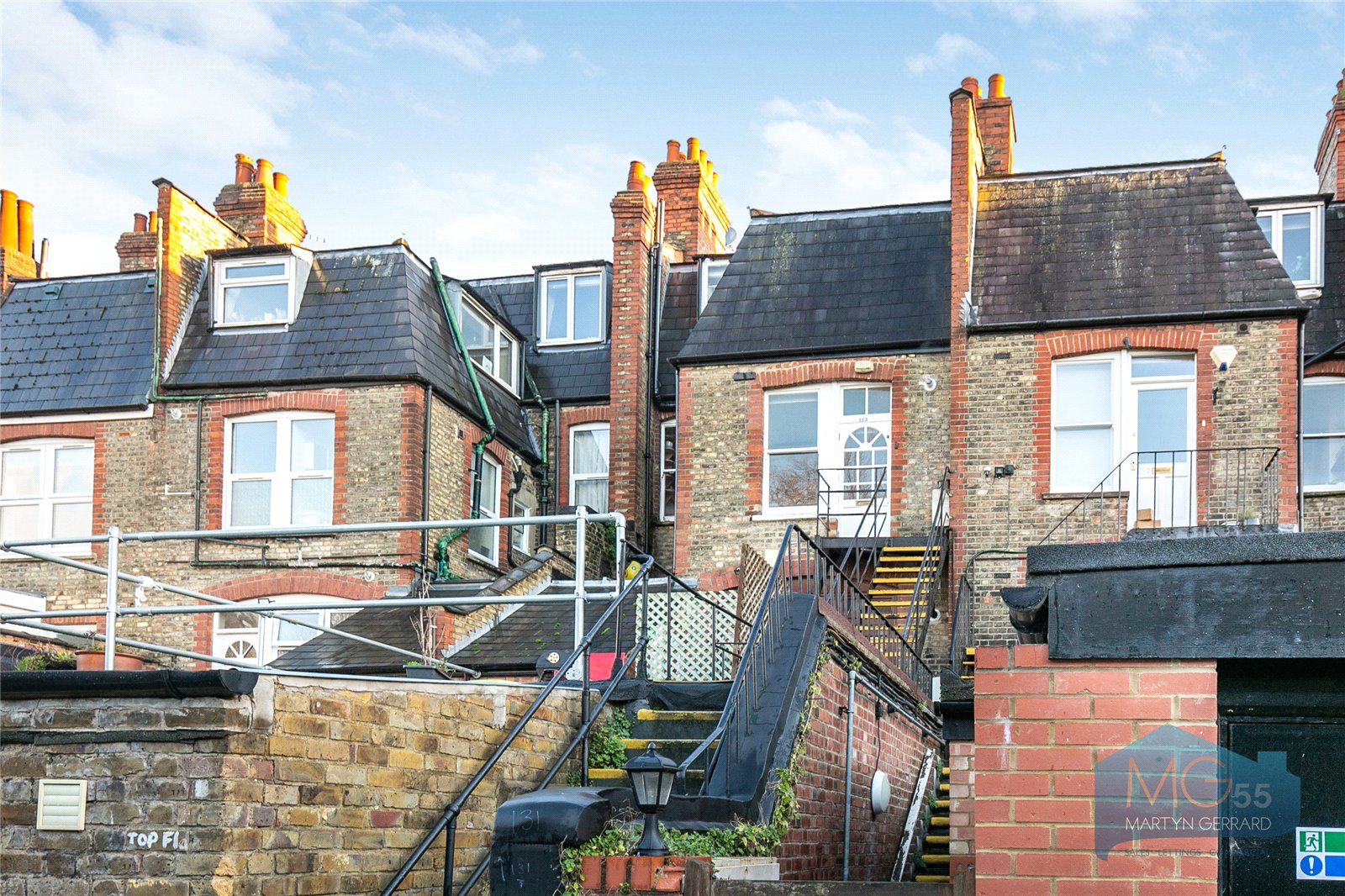 3 bedroom Apartment for sale - Martyn Gerrard