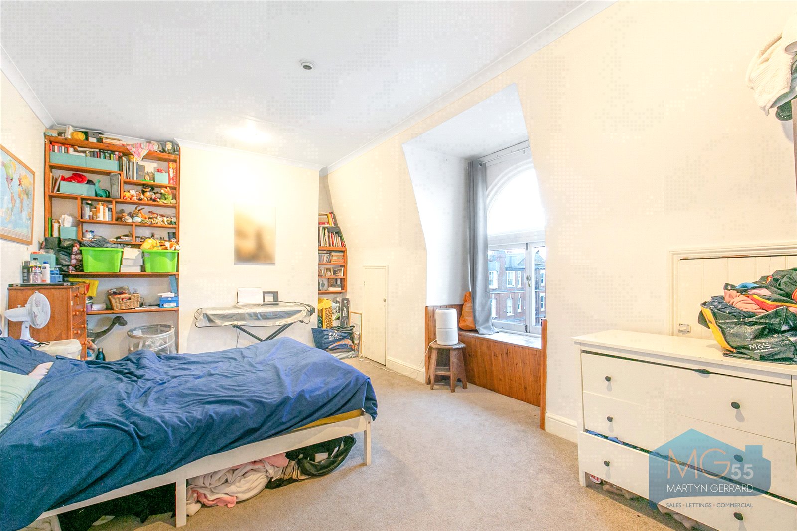 3 bedroom Apartment for sale - Martyn Gerrard