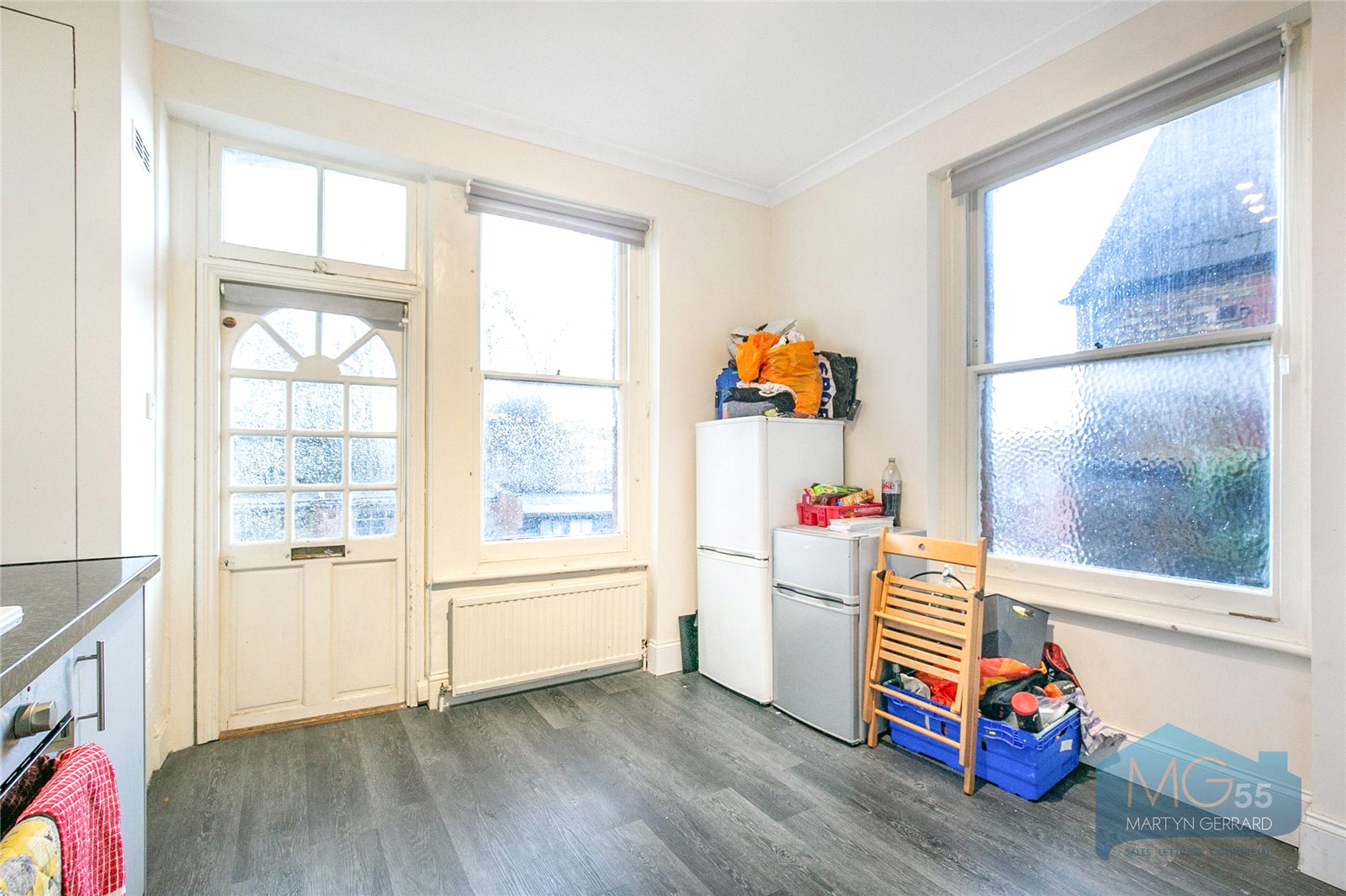 3 bedroom Apartment for sale - Martyn Gerrard