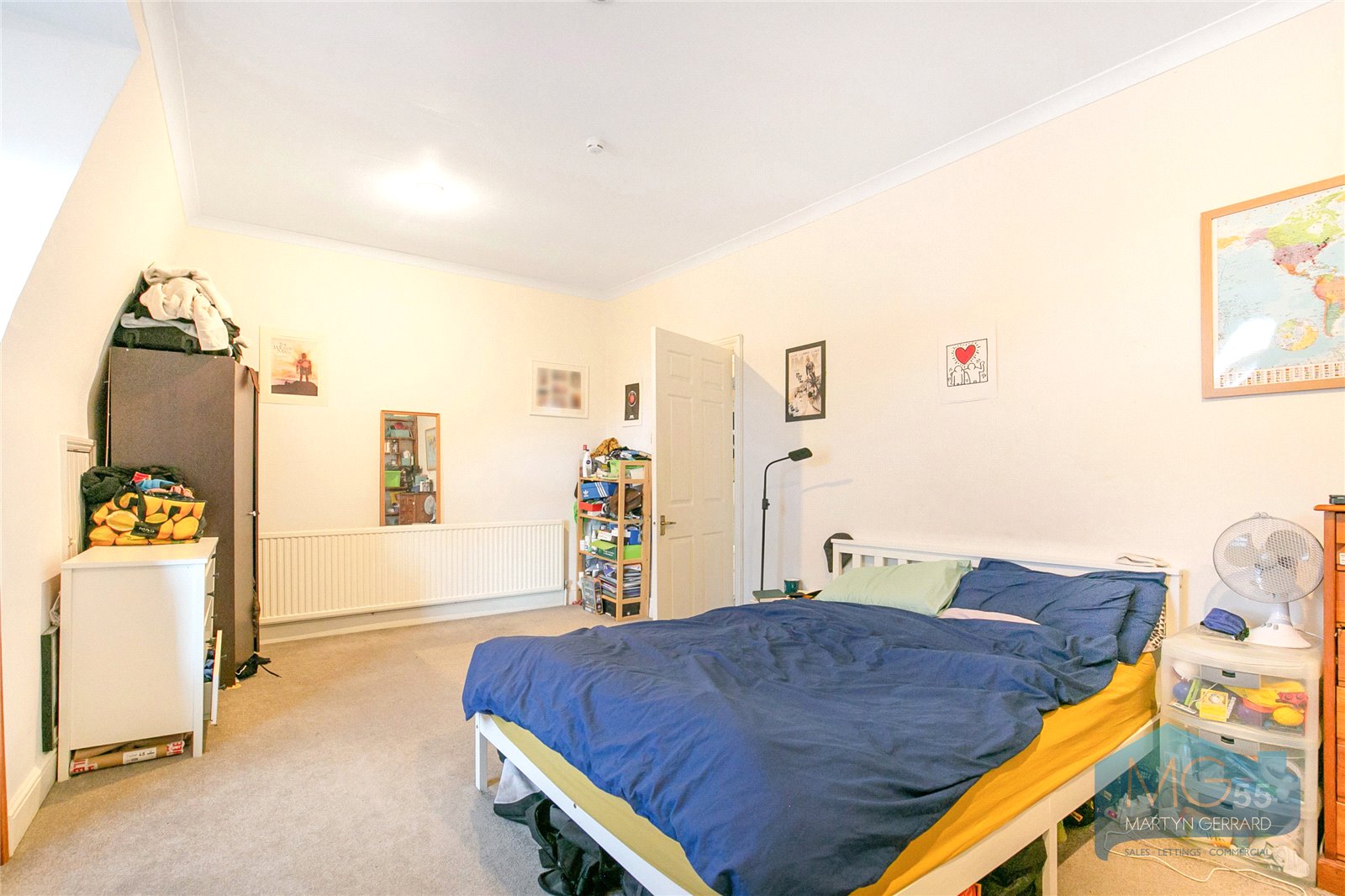 3 bedroom Apartment for sale - Martyn Gerrard
