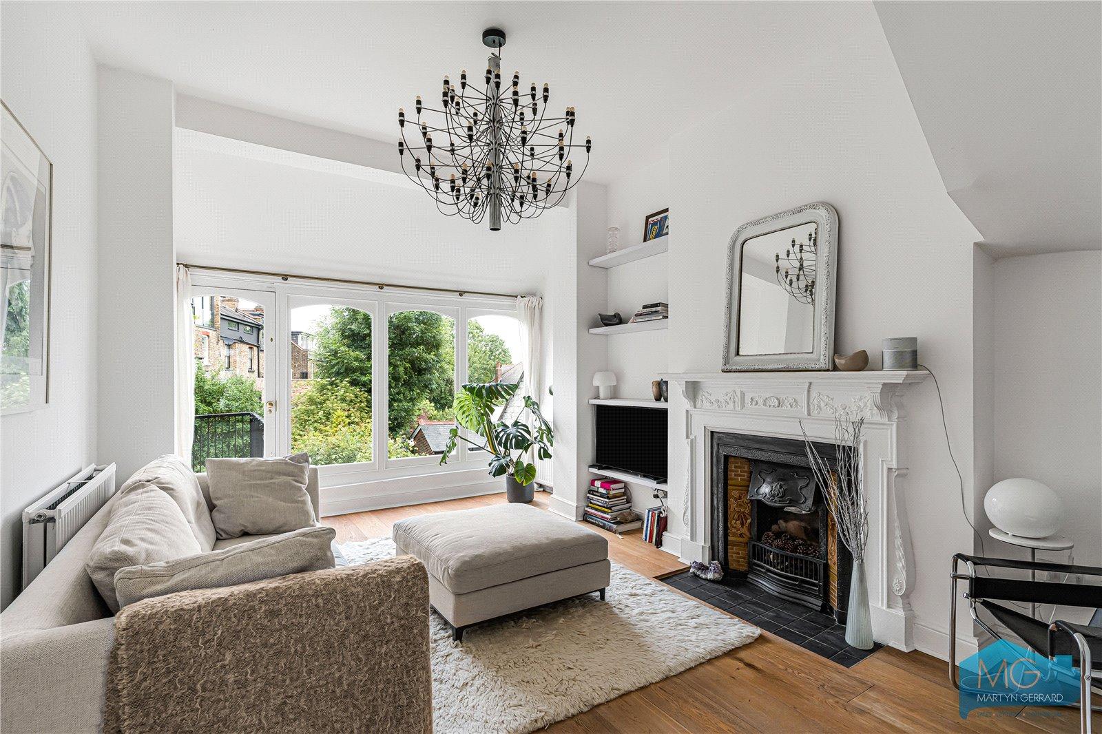Muswell Road, London, N10+  - Martyn Gerrard