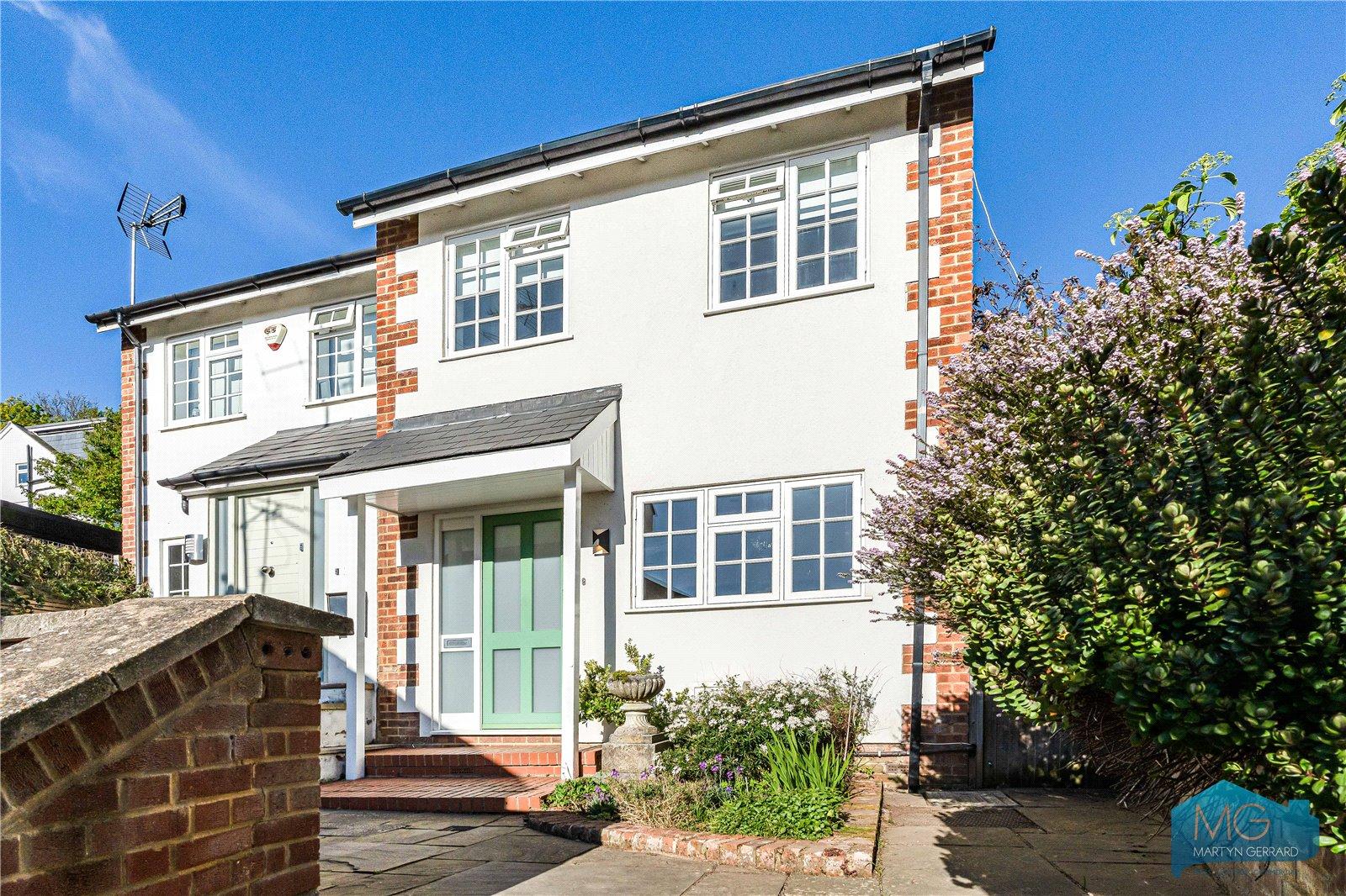 Muswell Hill Place, London, N10+  - Martyn Gerrard