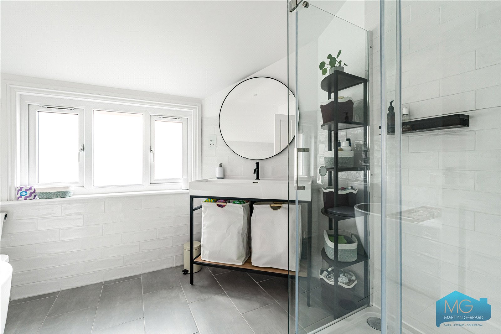 3 bedroom Apartment for sale - Martyn Gerrard