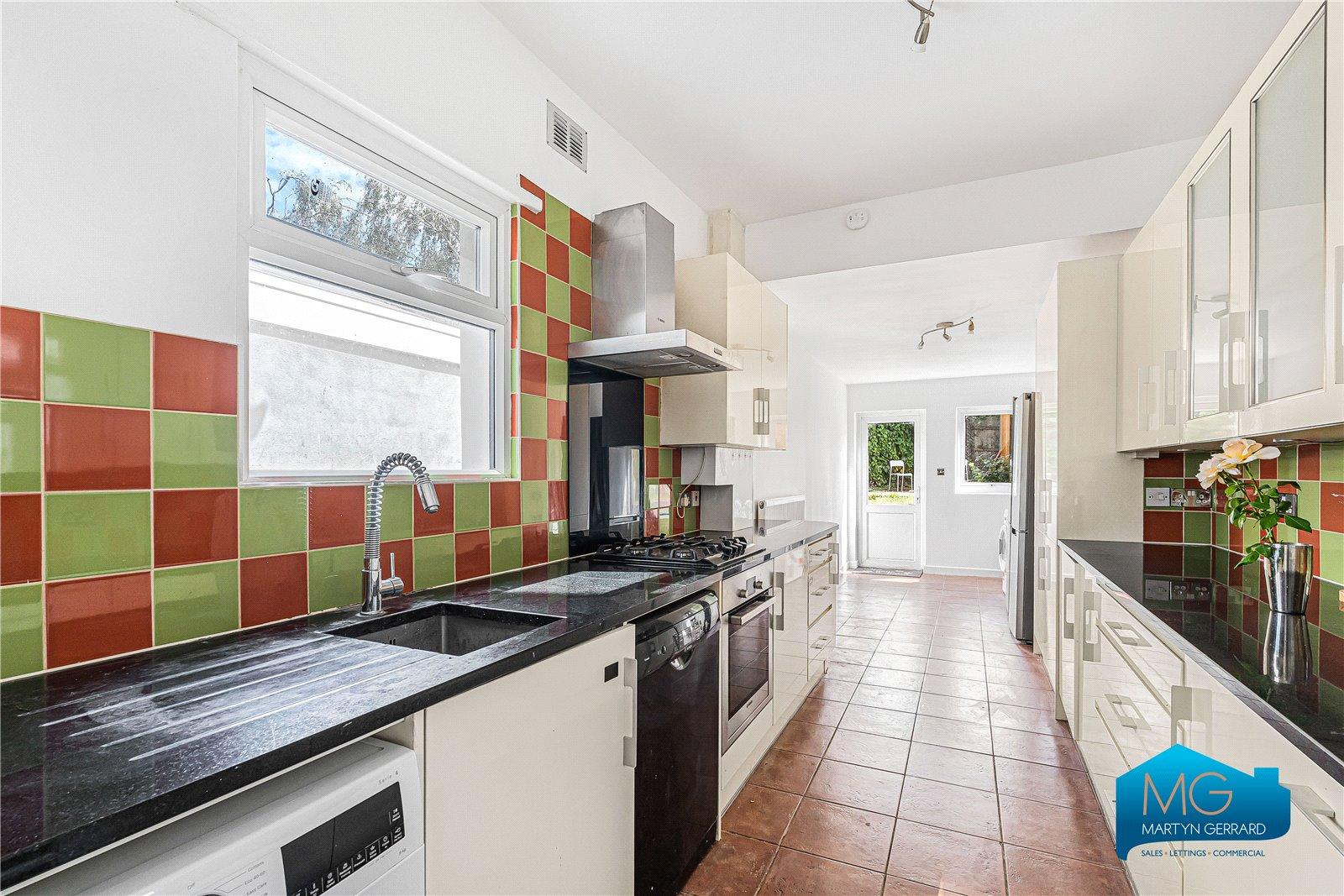4 bedroom Terraced House to rent - Martyn Gerrard