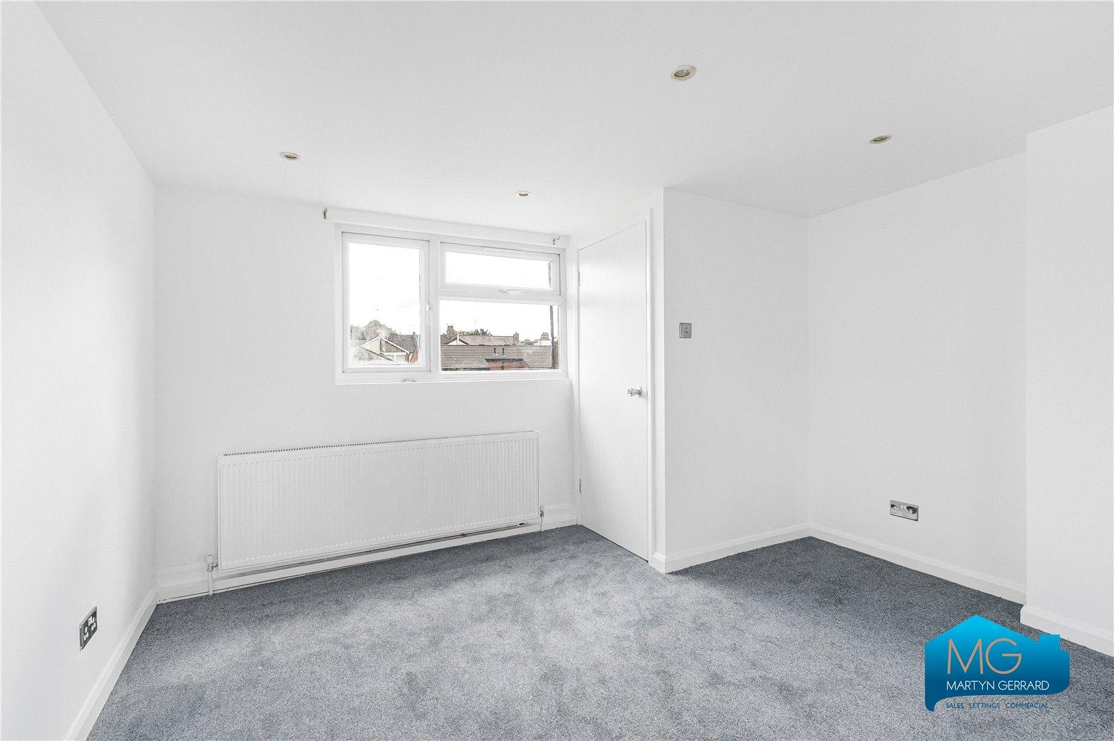 4 bedroom Terraced House to rent - Martyn Gerrard
