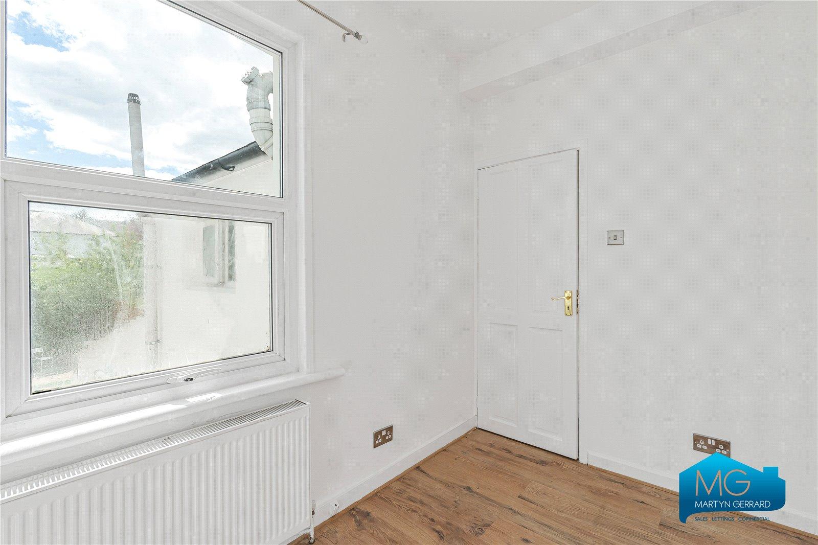 4 bedroom Terraced House to rent - Martyn Gerrard