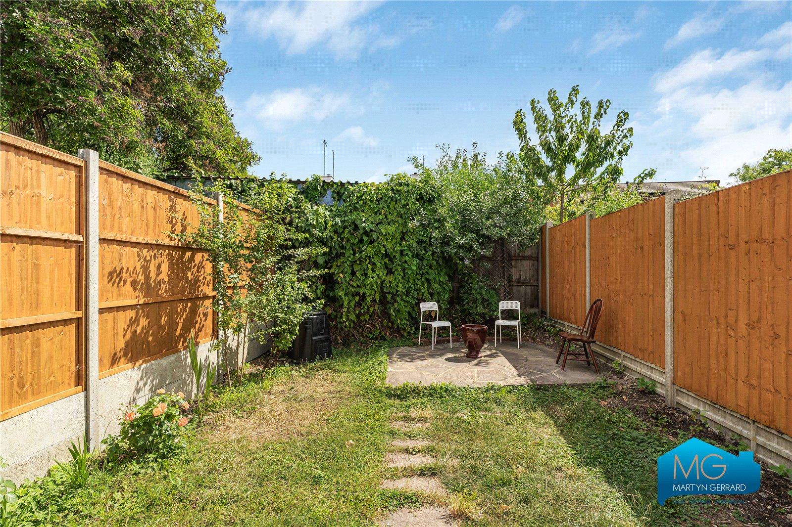 4 bedroom Terraced House to rent - Martyn Gerrard