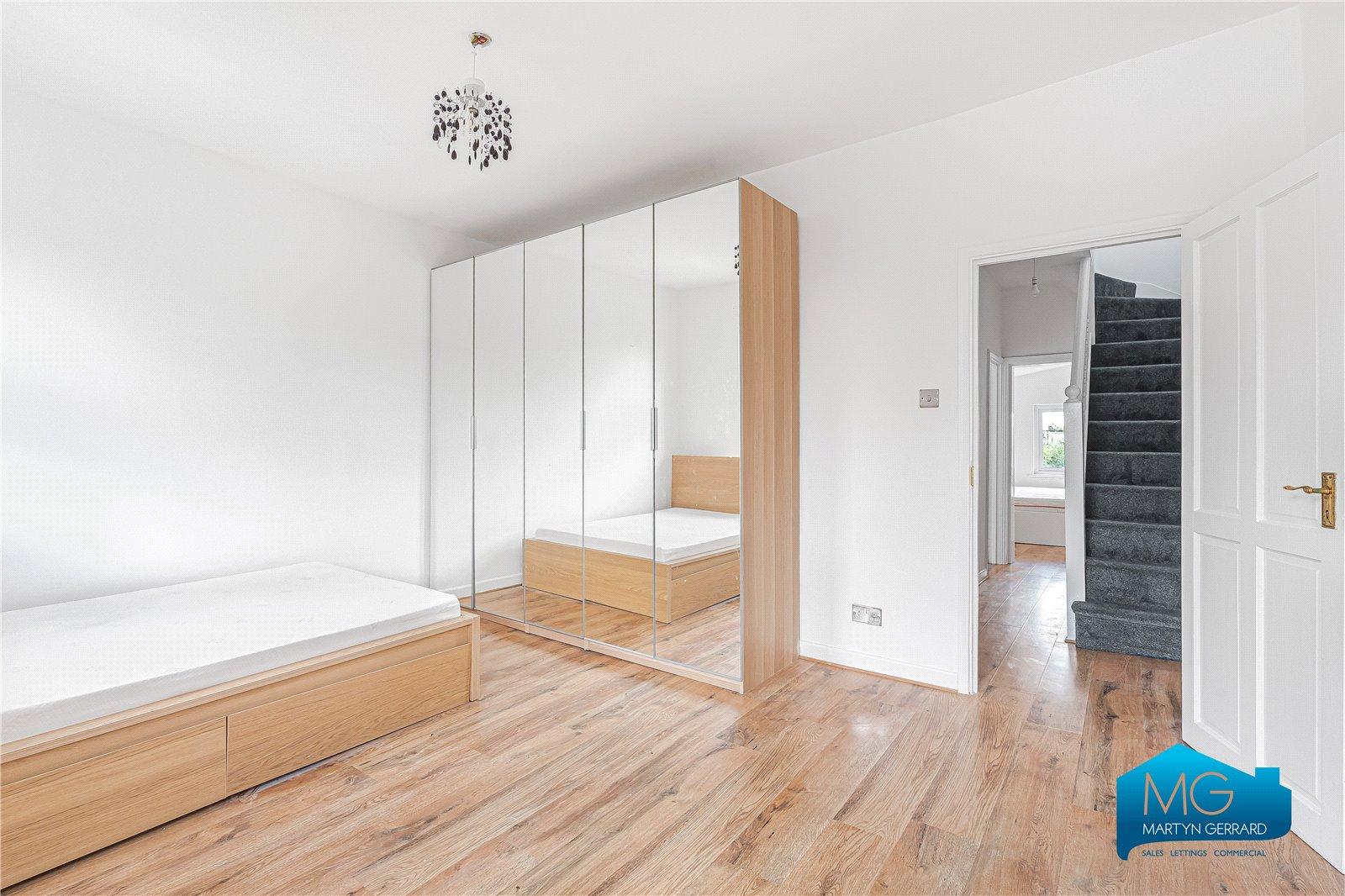 4 bedroom Terraced House to rent - Martyn Gerrard