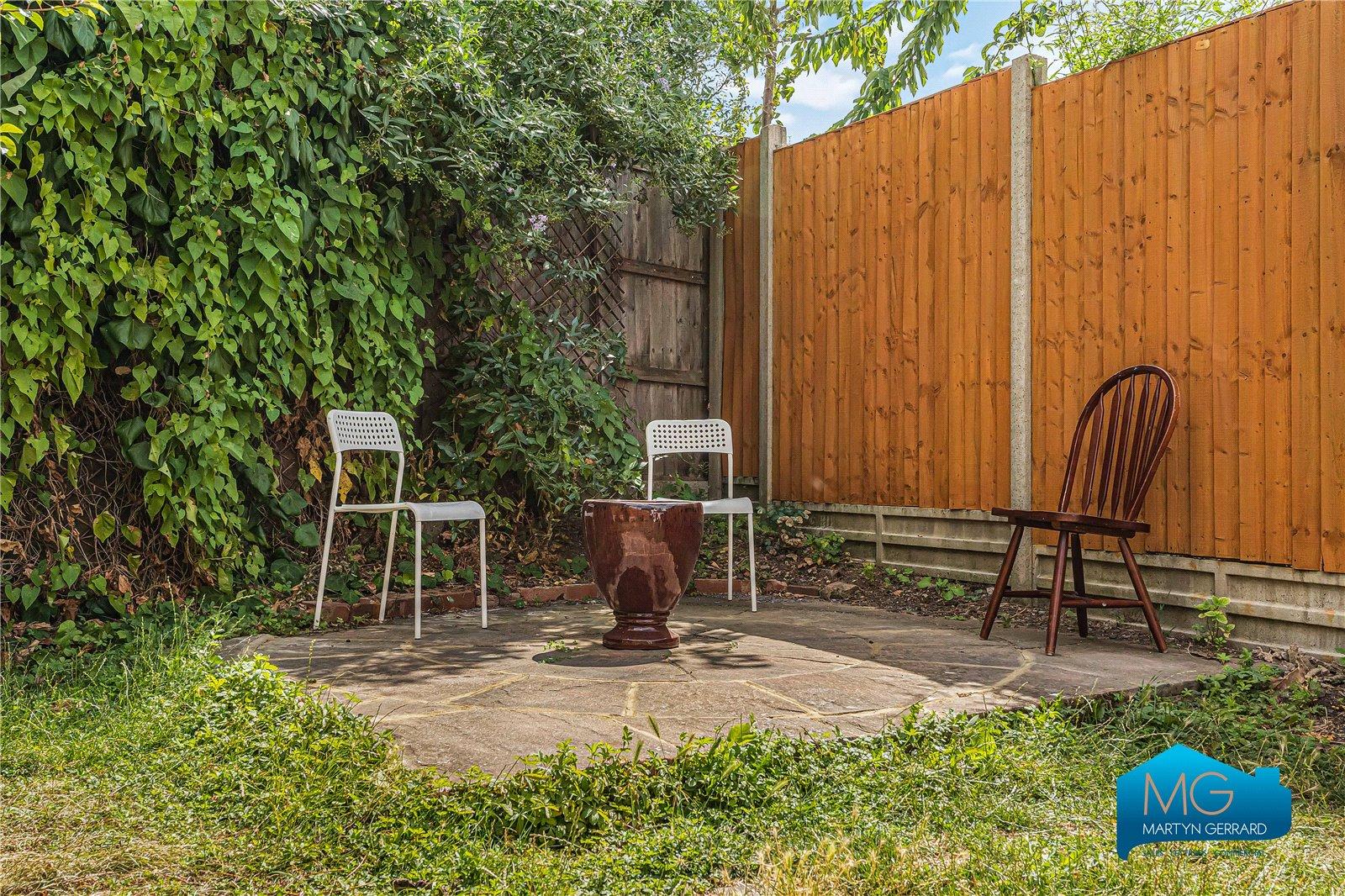 4 bedroom Terraced House to rent - Martyn Gerrard