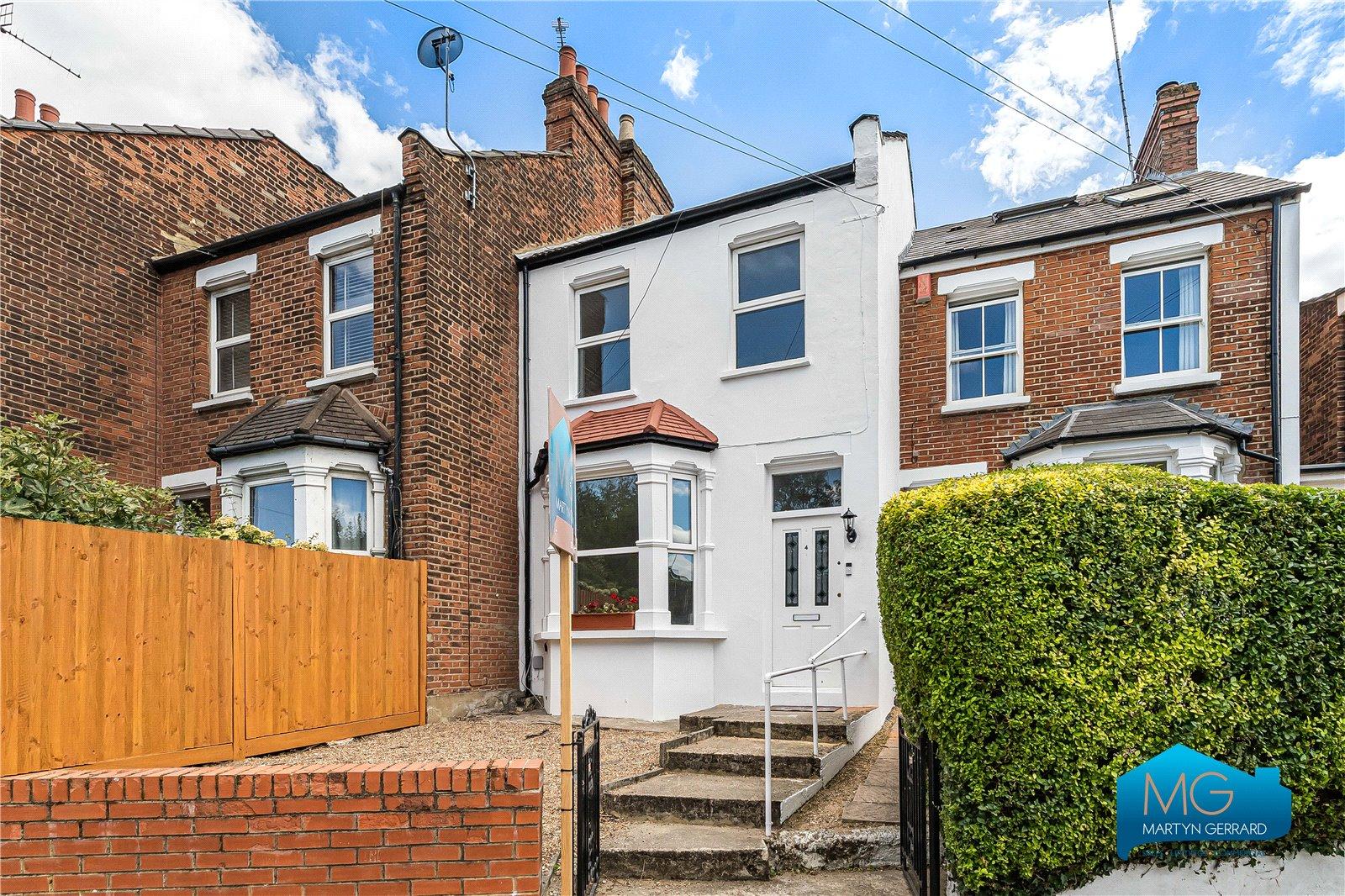 4 bedroom Terraced House to rent - Martyn Gerrard