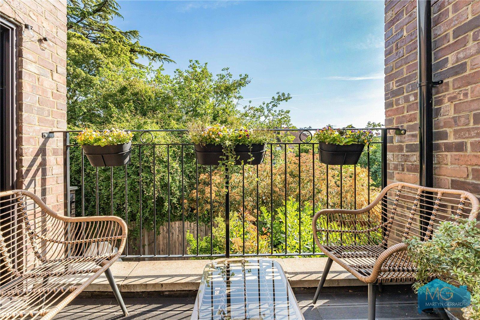 1 bedroom Apartment for sale - Martyn Gerrard