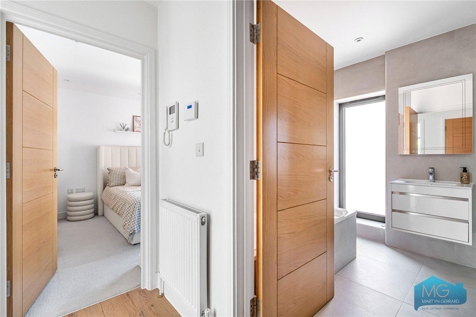 1 bedroom Apartment for sale - Martyn Gerrard