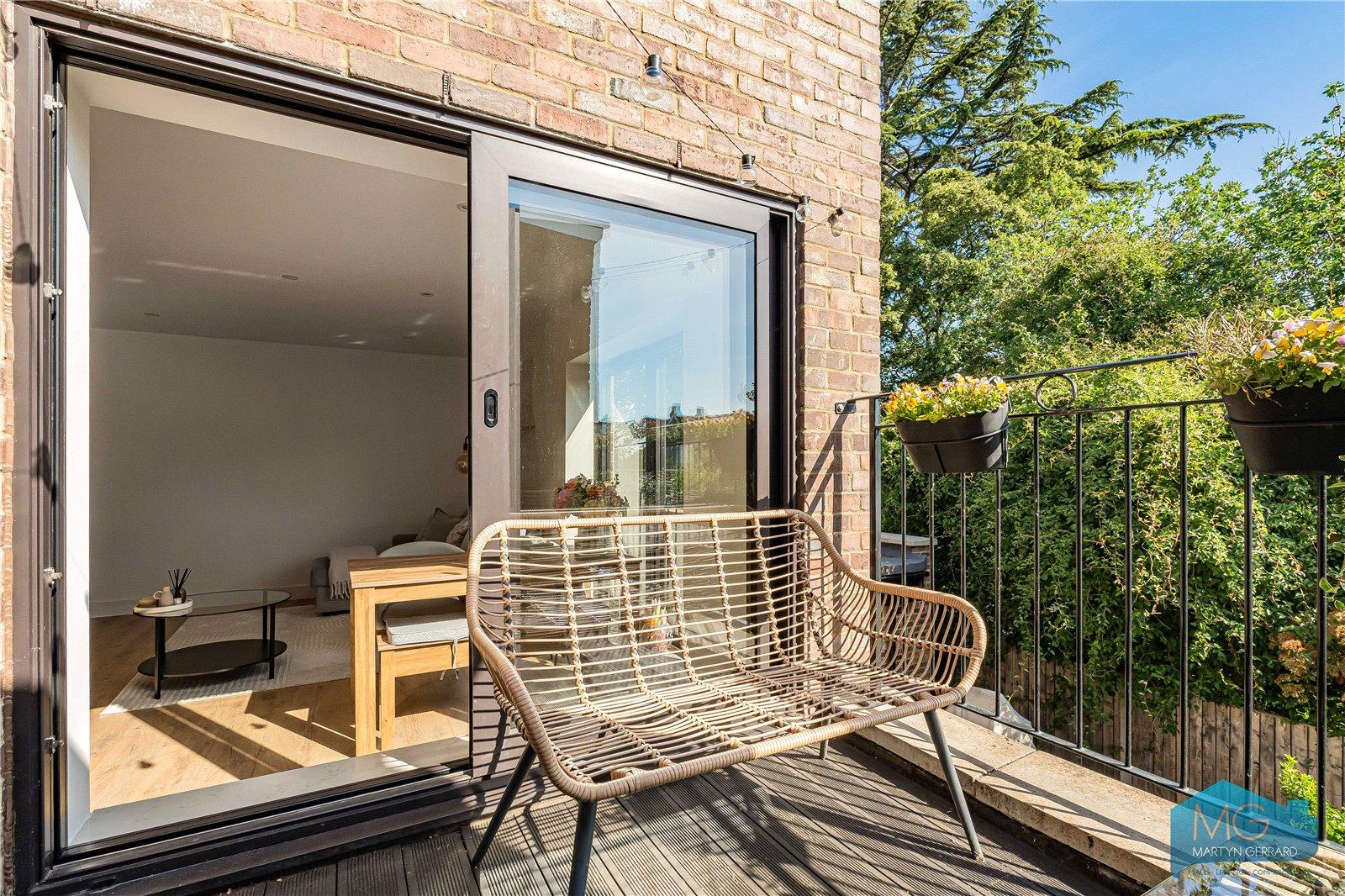 1 bedroom Apartment for sale - Martyn Gerrard