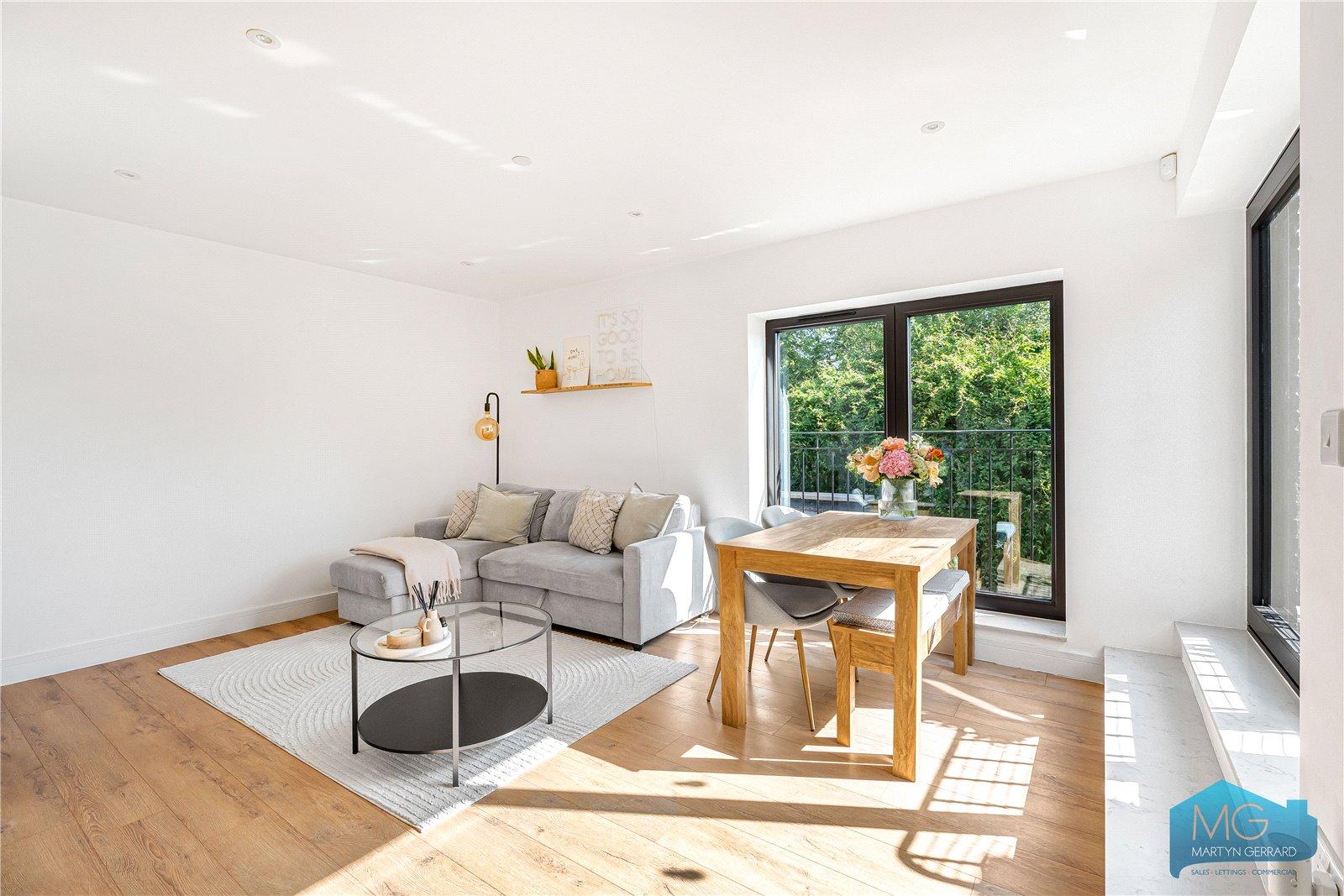 Keats Place, Bounds Green, London, N11+  - Martyn Gerrard